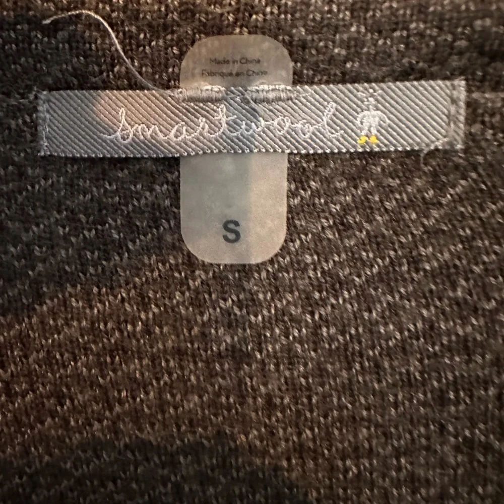 Smartwool zip up cardigan. Small. - Picture 2 of 5